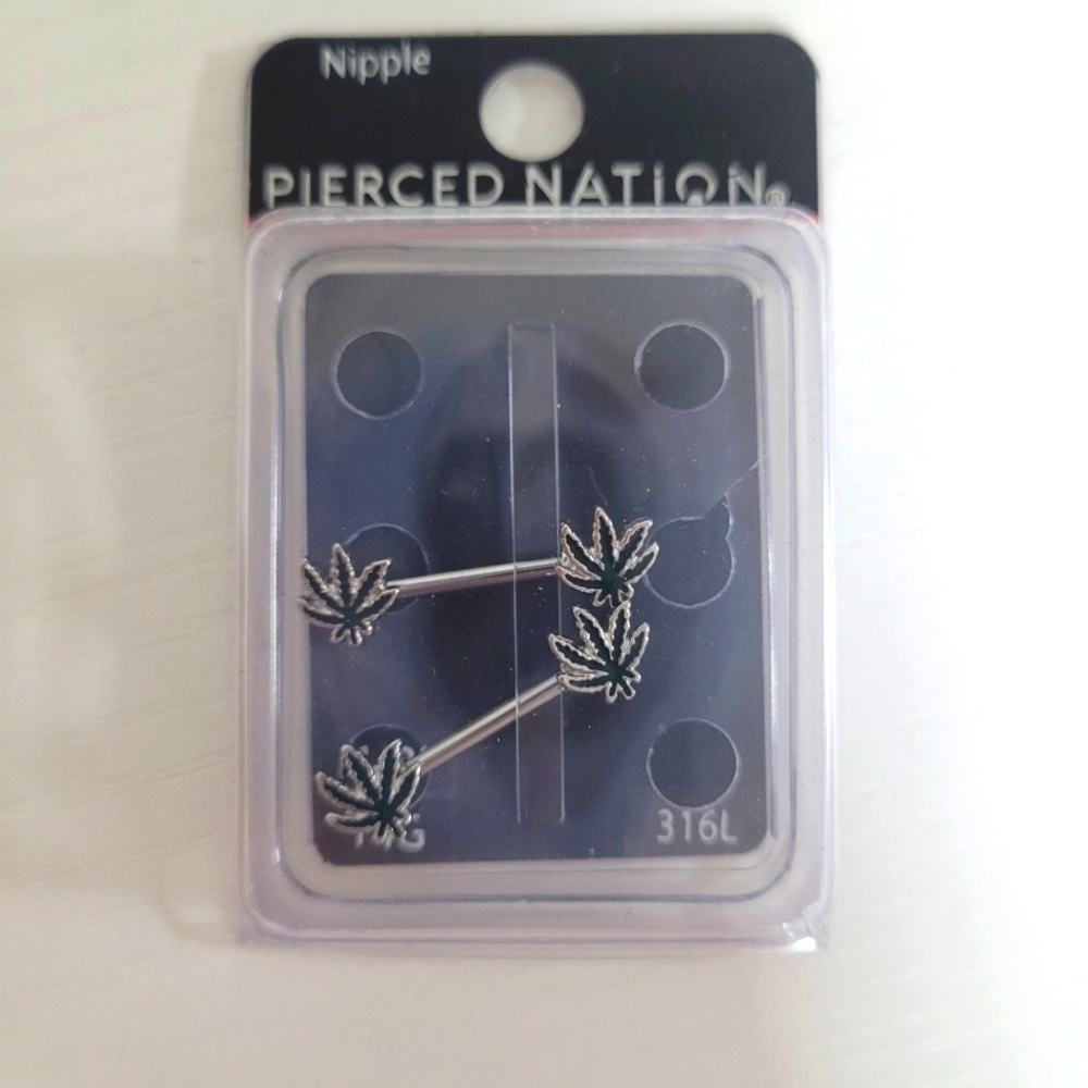 NWT pierced nation tree nipple‎ rings